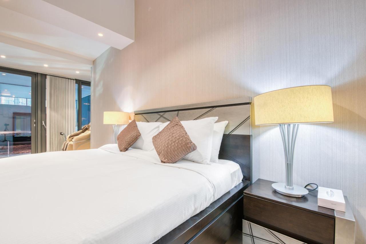 Maison Privee - Big, Bright, Luxury Marina Views Apt Next To Beach Dubai Bagian luar foto