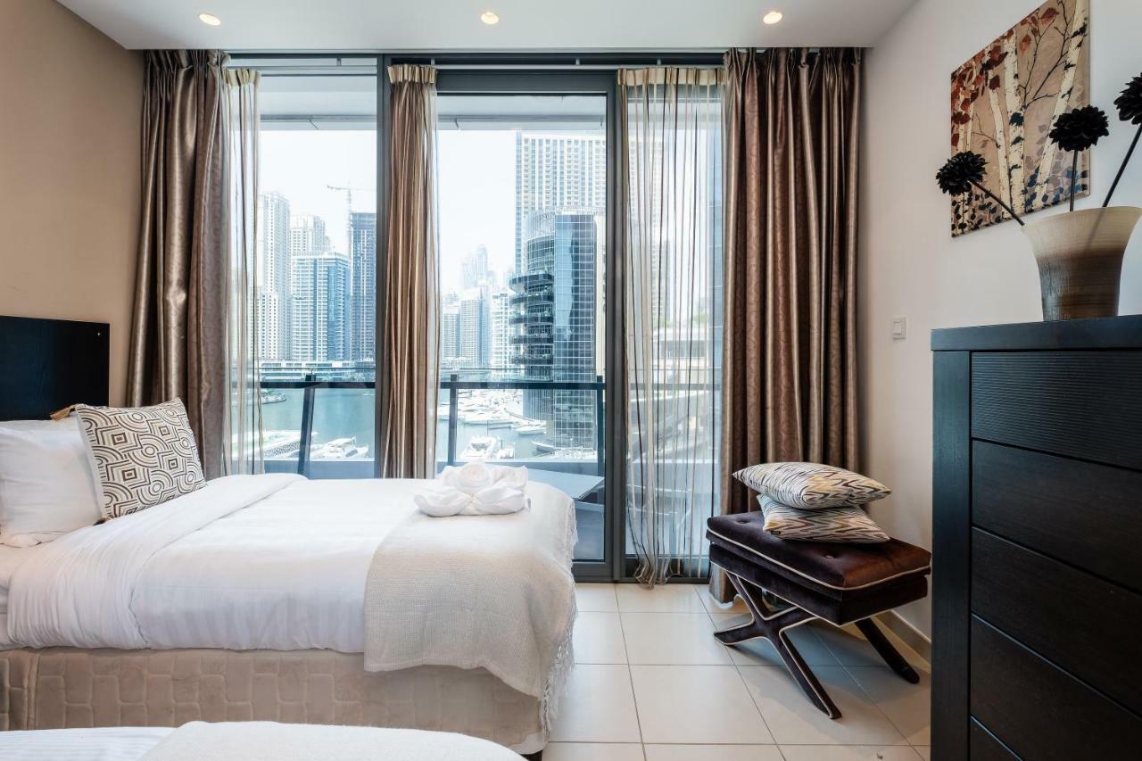 Maison Privee - Big, Bright, Luxury Marina Views Apt Next To Beach Dubai Bagian luar foto