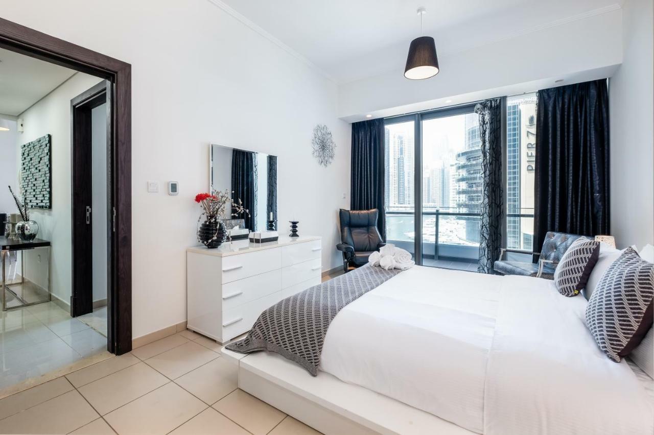 Maison Privee - Big, Bright, Luxury Marina Views Apt Next To Beach Dubai Bagian luar foto