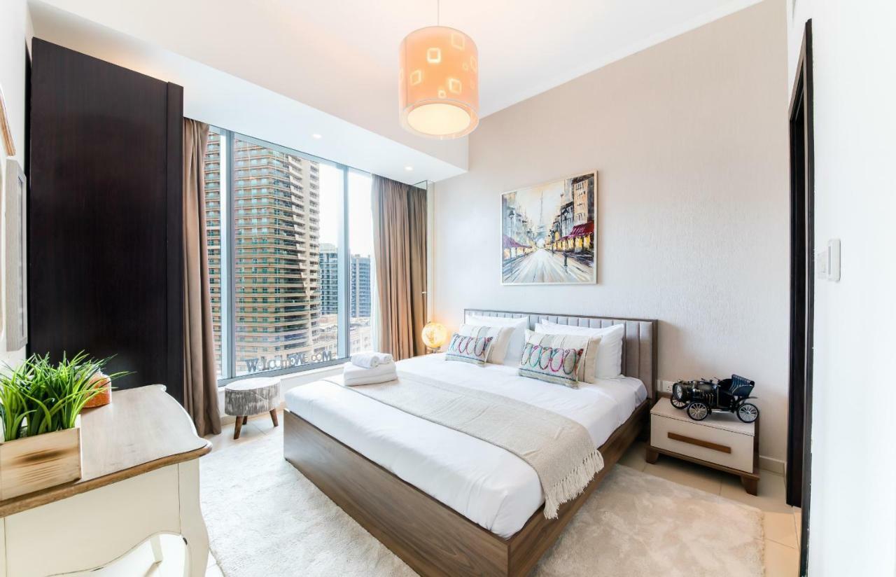 Maison Privee - Big, Bright, Luxury Marina Views Apt Next To Beach Dubai Bagian luar foto