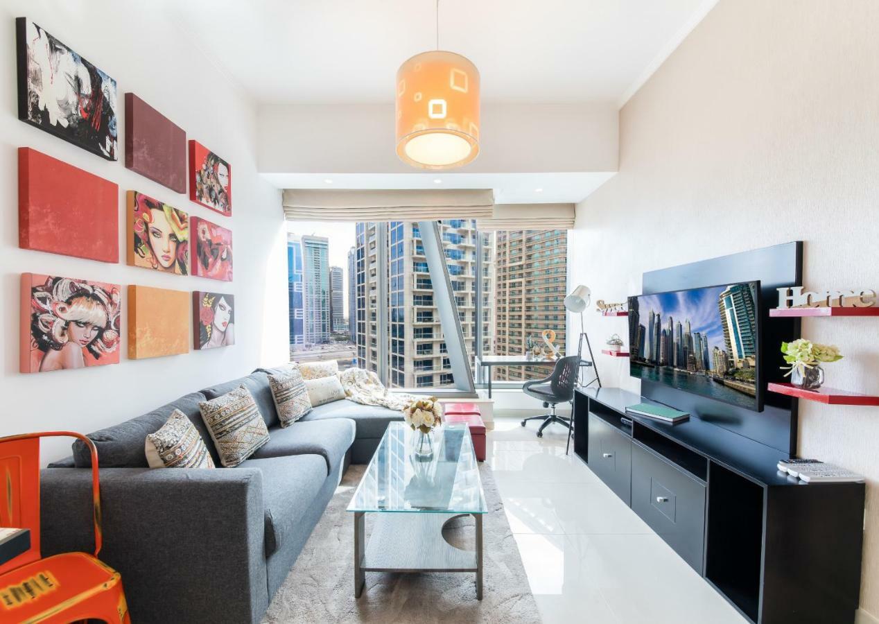 Maison Privee - Big, Bright, Luxury Marina Views Apt Next To Beach Dubai Bagian luar foto