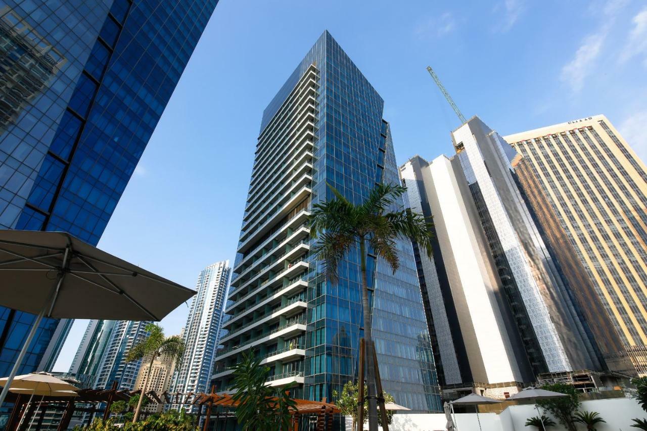 Maison Privee - Big, Bright, Luxury Marina Views Apt Next To Beach Dubai Bagian luar foto